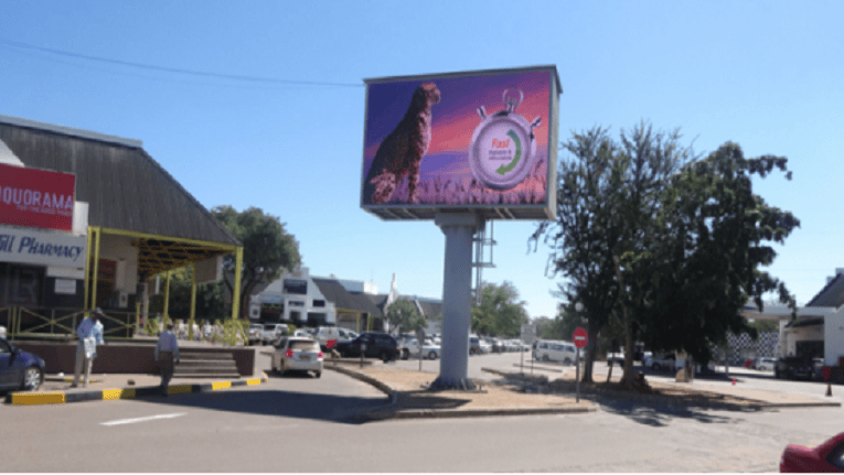 outdoor advertising LED screen.png